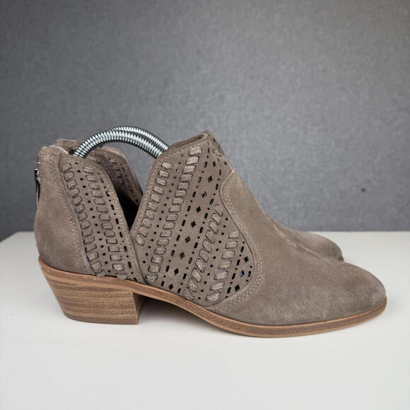 Vince Camuto Shoes - Vince Camuto Prasata Booties Women's Size 8.5 New Foxy (Brown)